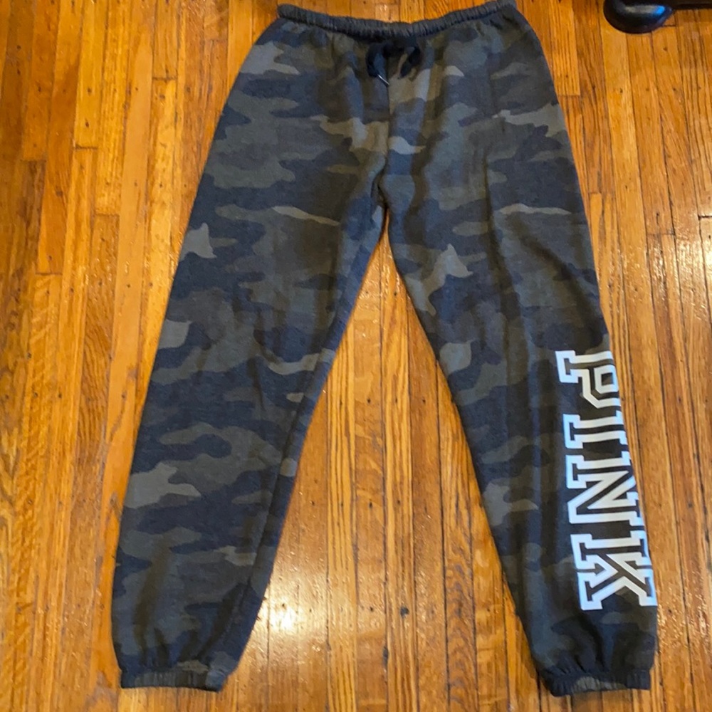 Victoria’s Secret Pink Camo Sweatpants